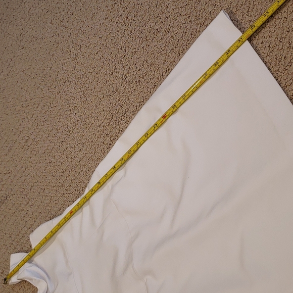 Black Halo Jackie O Off Shoulder Dress - Picture 6 of 9